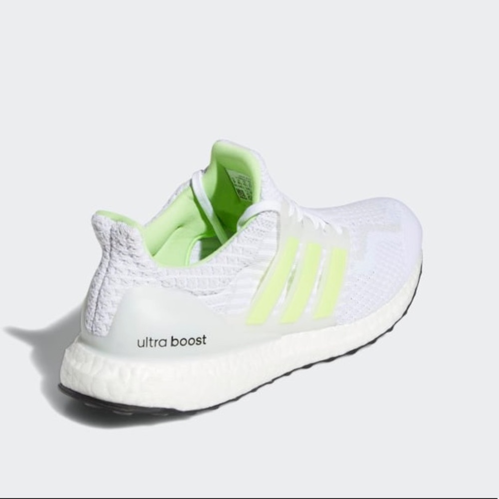 adidas UltraBOOST 5.0 “Glow in the Dark” - Picture 5 of 10